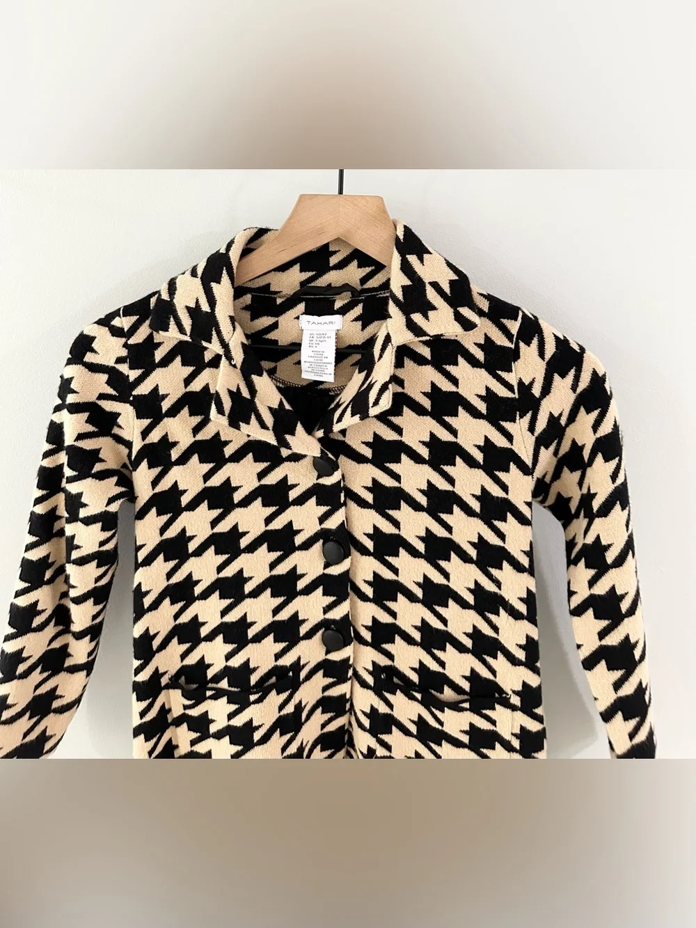 Tahari Girl’s Houndstooth Knit Jacket // Camel & Black // Small (5/6)